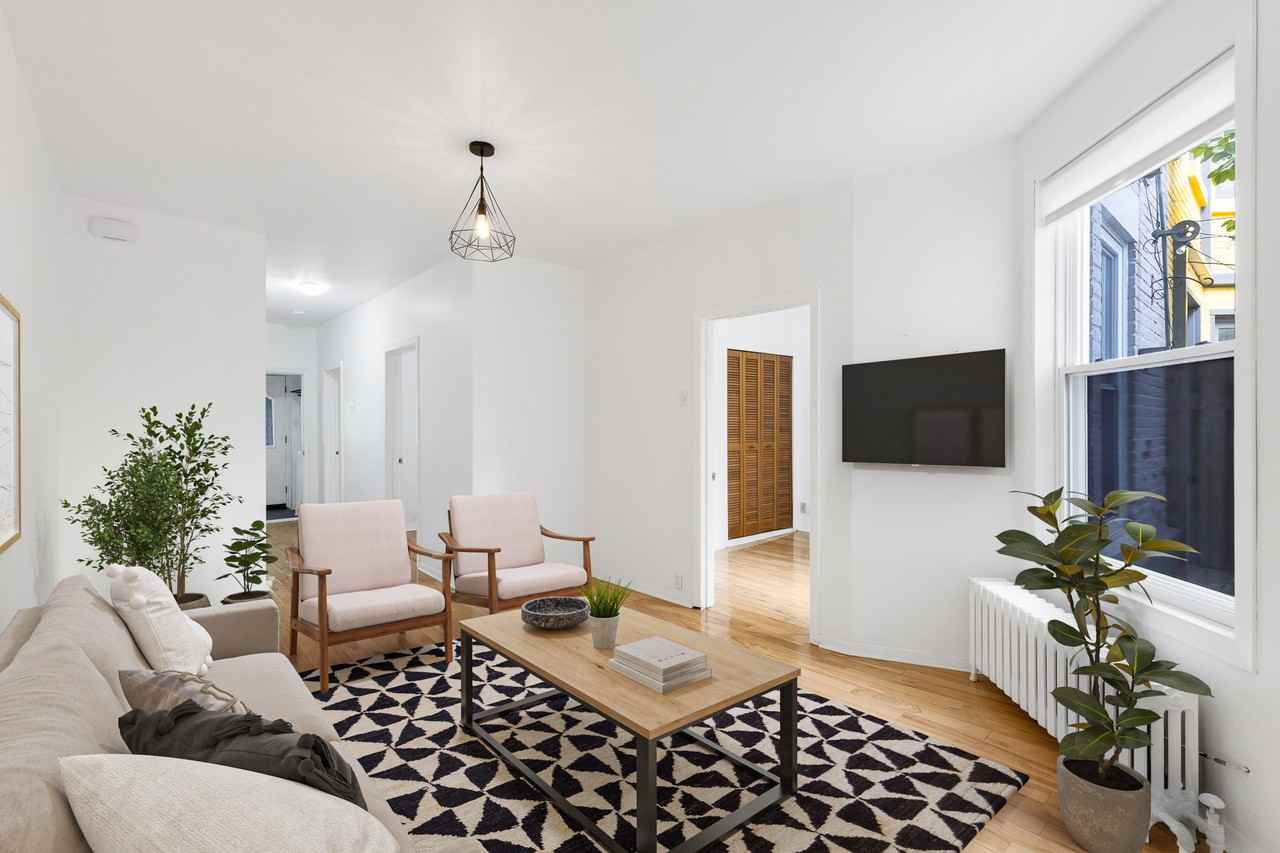 4542 Rue Saint-André - Photo 2 of 10