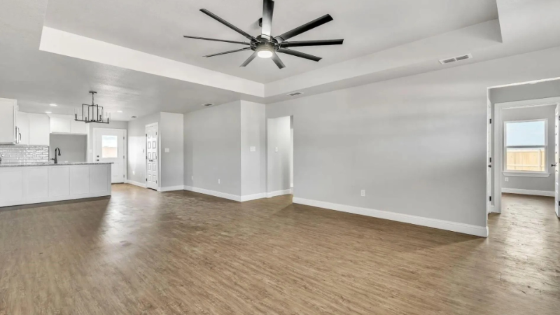 313 Woodstock Ln - Photo 2 of 20