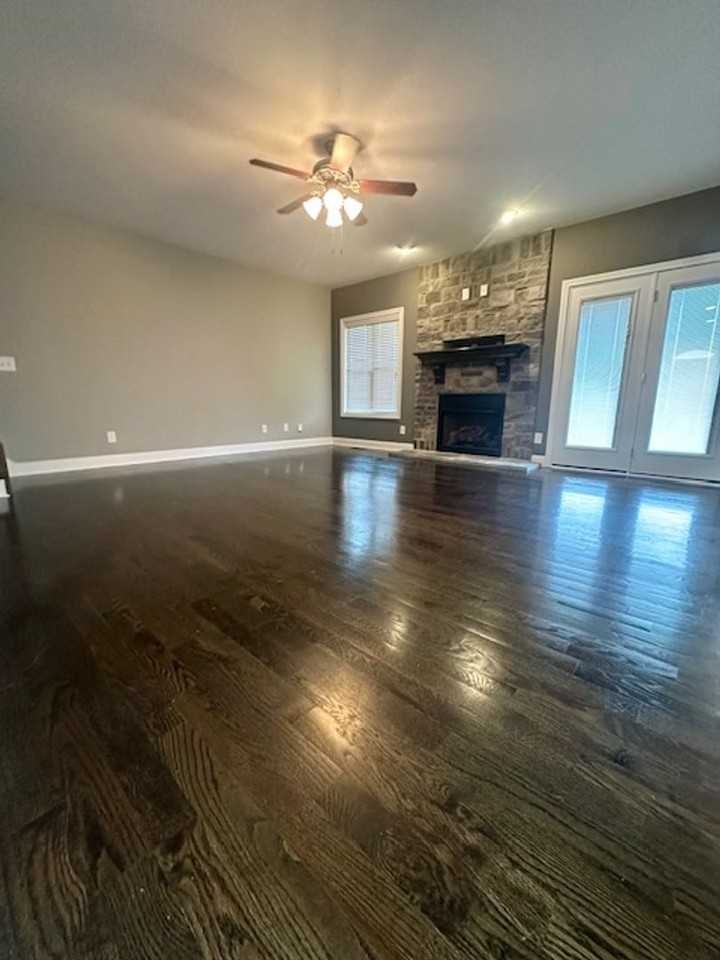 2015 Dorsey Ct - Photo 2 of 36
