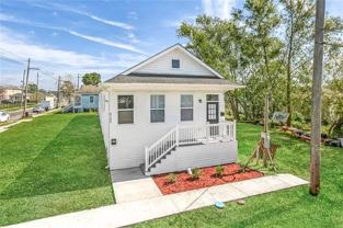 8733 Olive St - Photo 1 of 1