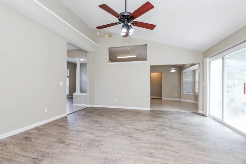 2717 Tanya Ter - Photo 2 of 10