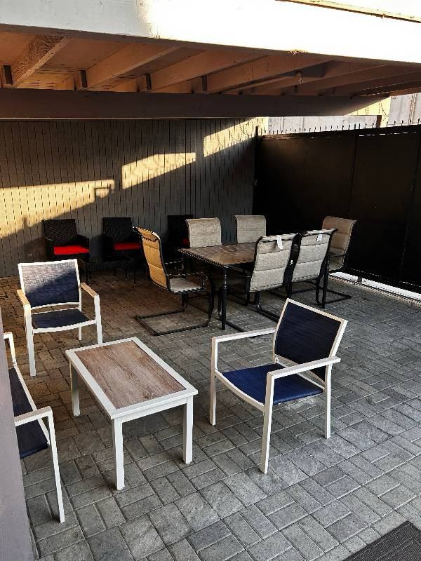 712 N Fuller Ave - Photo 2 of 10