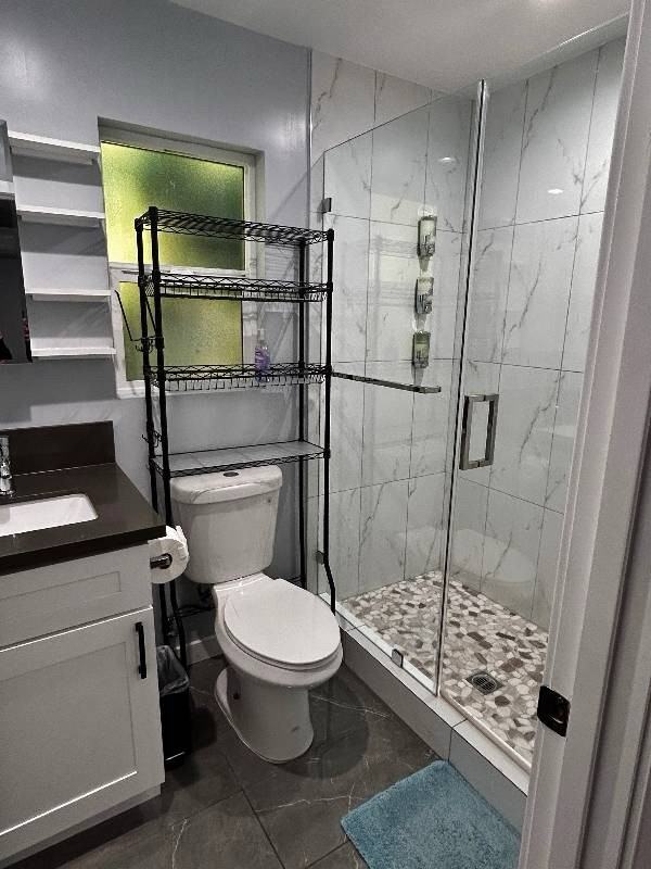 712 N Fuller Ave - Photo 6 of 10