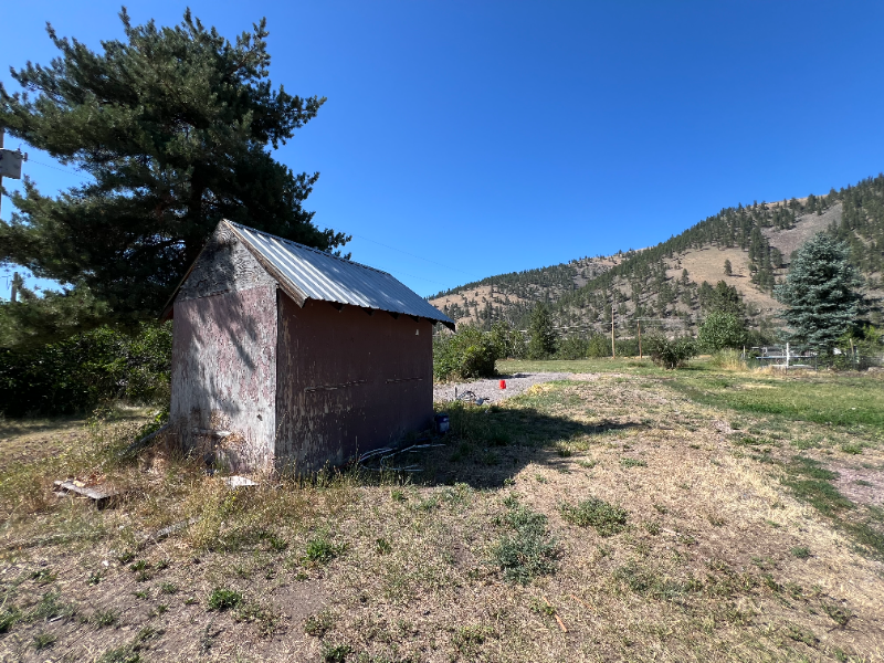 11394 Montana Highway #8 - Photo 2 of 2