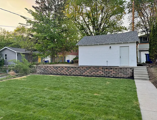 1989 Randolph Ave - Photo 3 of 20