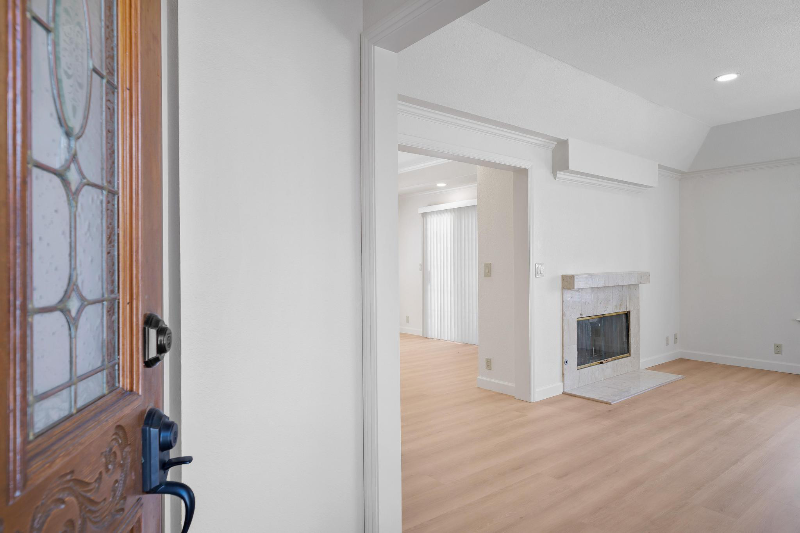 125 Chestnut Ave #2 - Photo 2 of 18