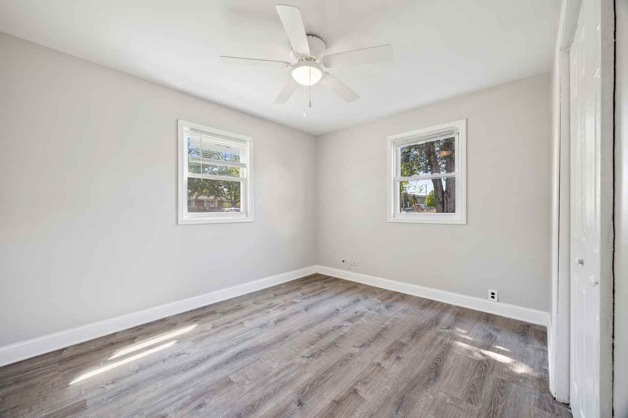 916 5th Ave #NA - Photo 3 of 18
