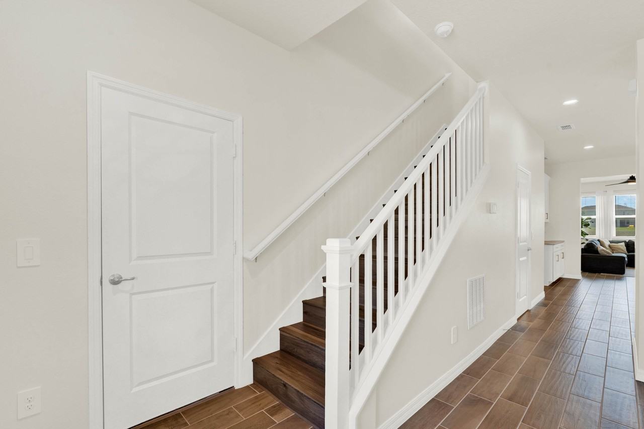1723 Hamlin Ridge Rd #NA - Photo 3 of 25