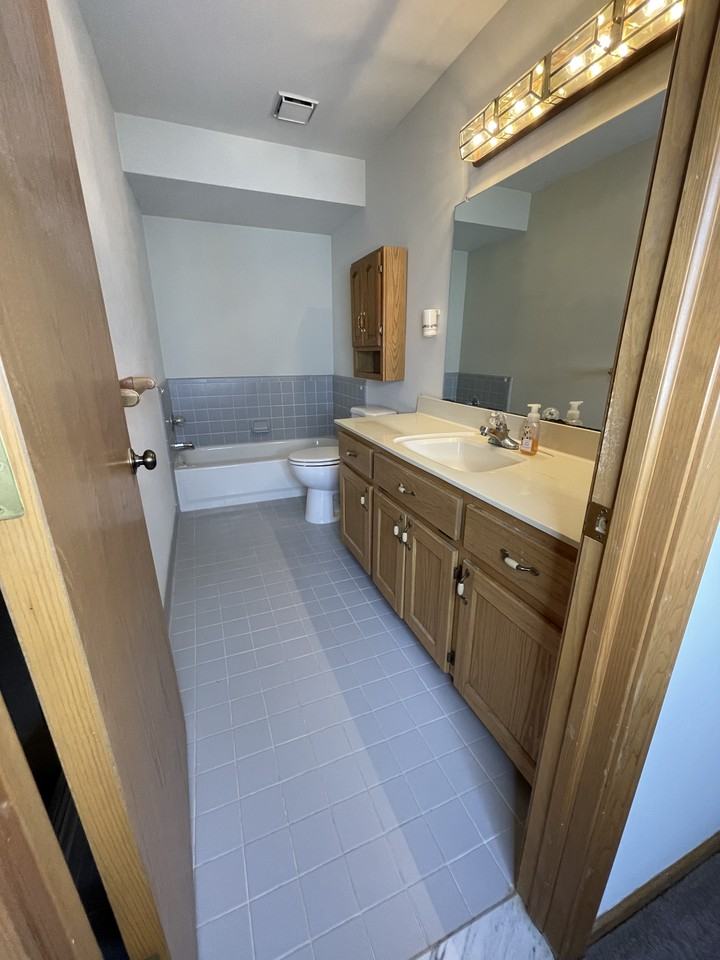 33523 Roselawn Street #33523 - Photo 6 of 14