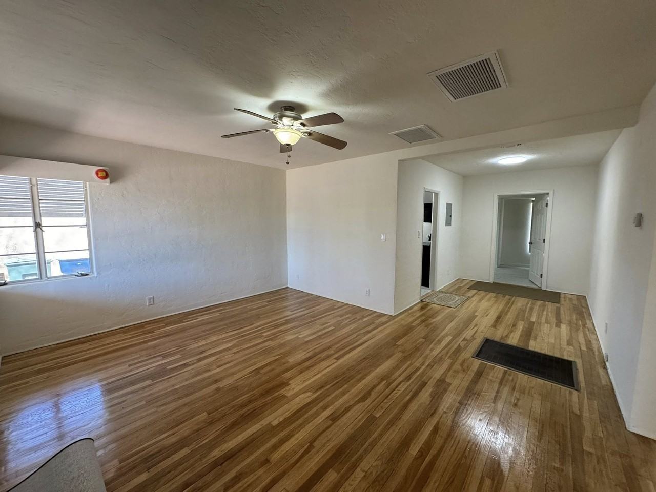 1731 E 9th St #NA - Photo 3 of 17