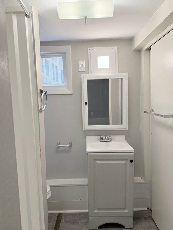 Pet-friendly! | Utilities included! - Photo 6 of 32