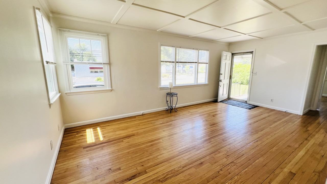 2804 Belmar Blvd #NA - Photo 3 of 18