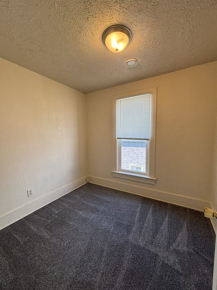 1303 1st Ave N - Photo 6 of 13