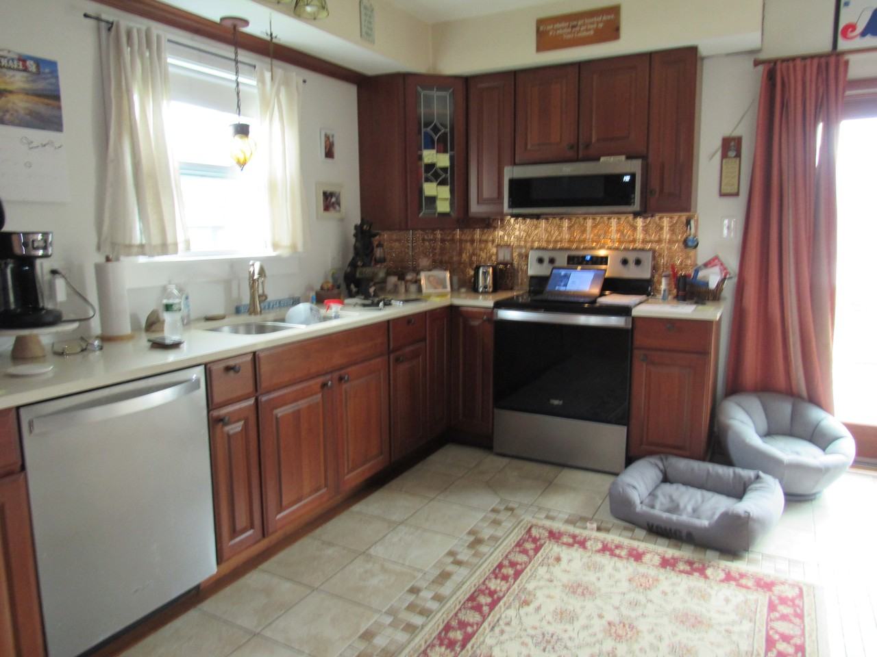 401 Parkwood Ave #NA - Photo 2 of 8