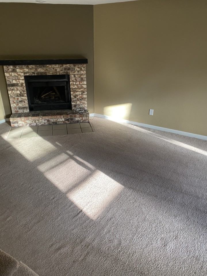 118 Ne Greystone Dr #118 - Photo 2 of 10