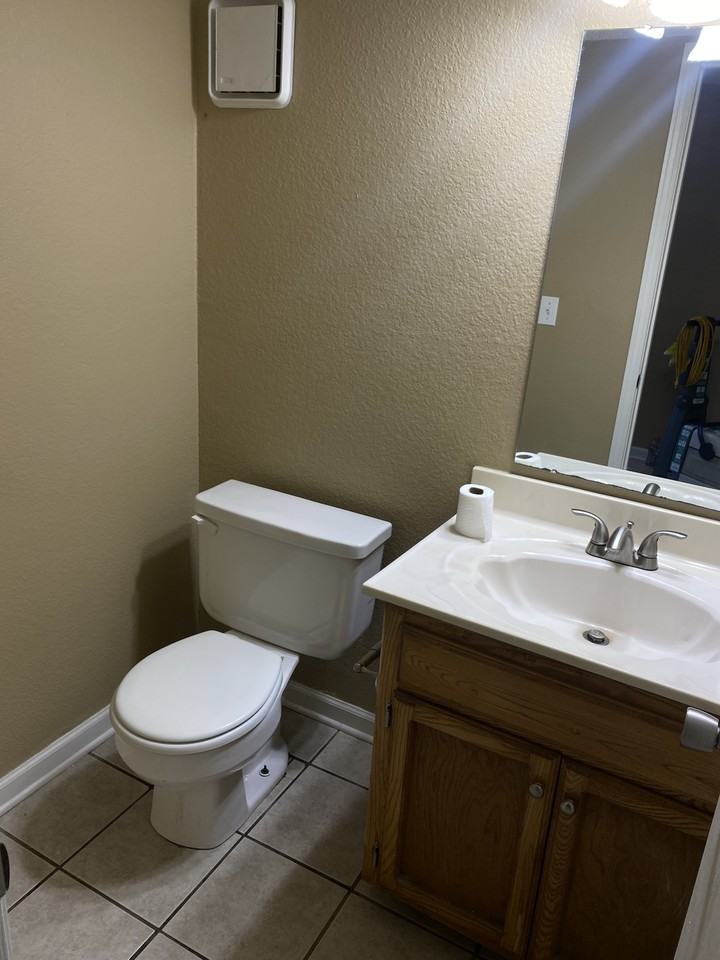 118 Ne Greystone Dr #118 - Photo 4 of 10