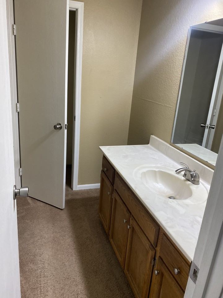 118 Ne Greystone Dr #118 - Photo 7 of 10