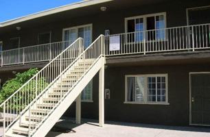 featured image of 321 W Palais Rd