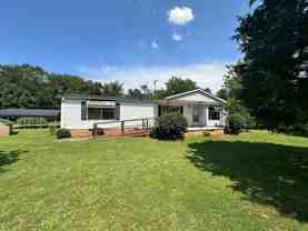 4038 Overlook Rd - Photo 1 of 1
