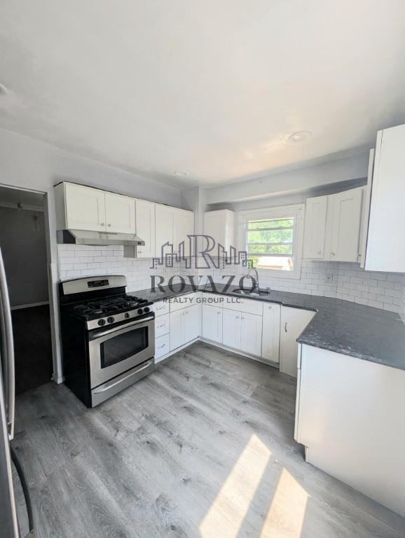 1529 Compton Terrace - Photo 2 of 11