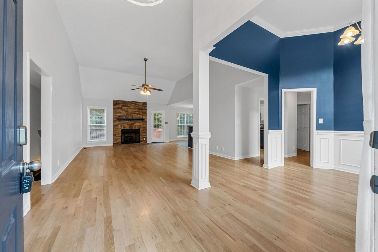 4397 Taylor Hall Ln - Photo 3 of 38