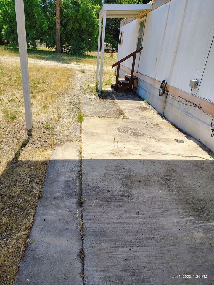 272 Shively Creek Rd - Photo 4 of 15