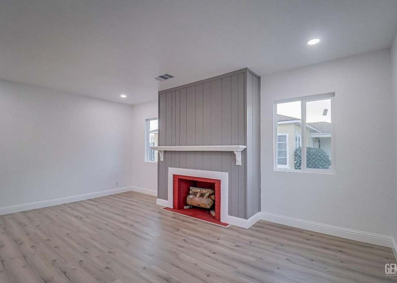 301 10th Street - Photo 2 of 17