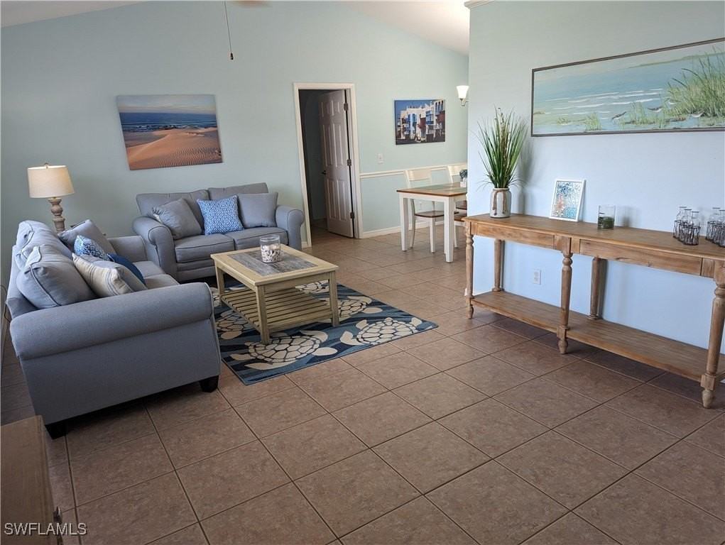 2535 Sw 28th Pl - Photo 4 of 28