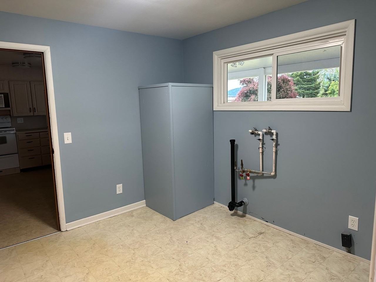 2015 Stoltz Hill Rd - Photo 6 of 19