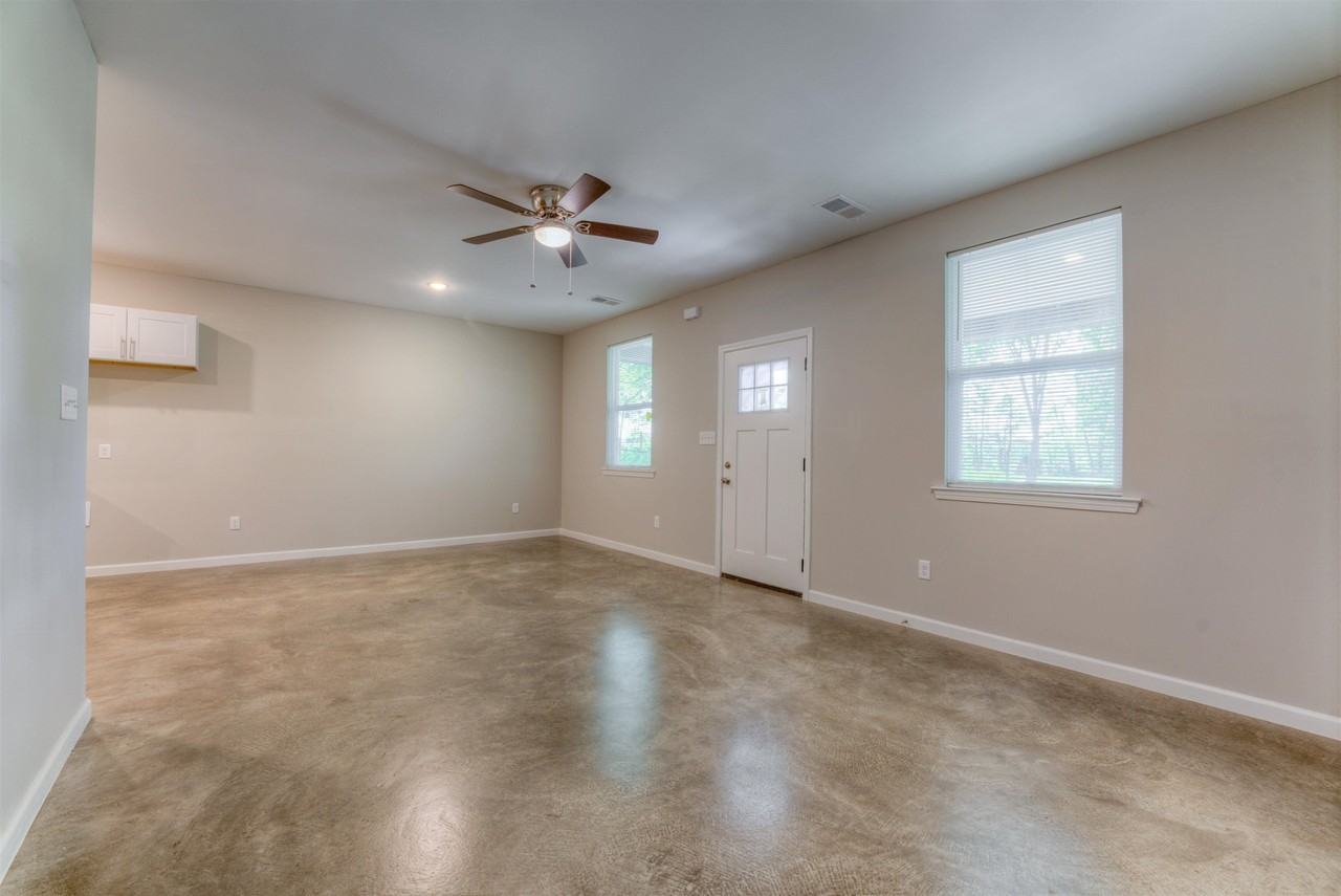 903 Orphanage Ave - Photo 5 of 26