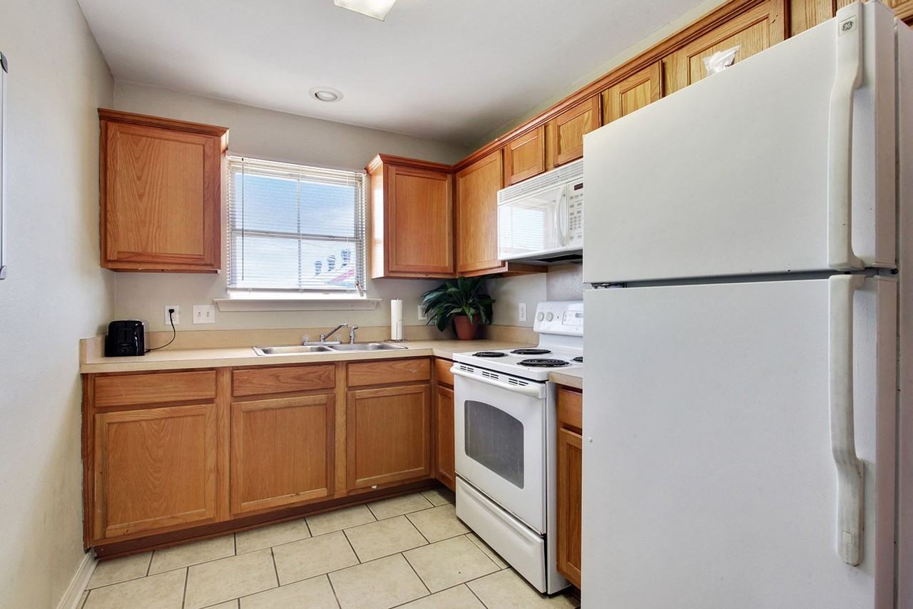 803 Felicity St #13 - Photo 6 of 10