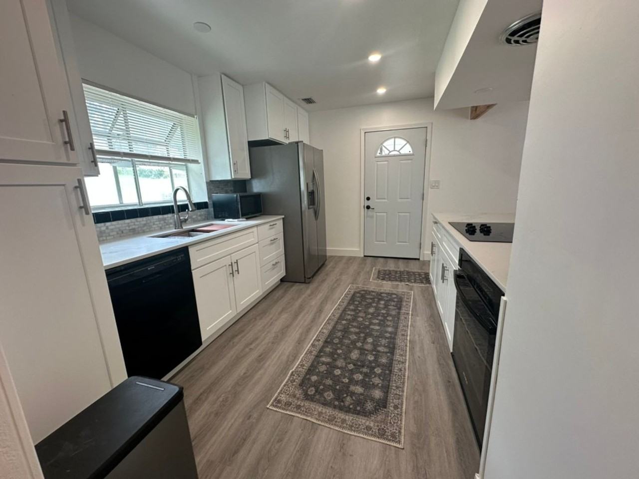 2306 Don Andres Ave - Photo 3 of 18