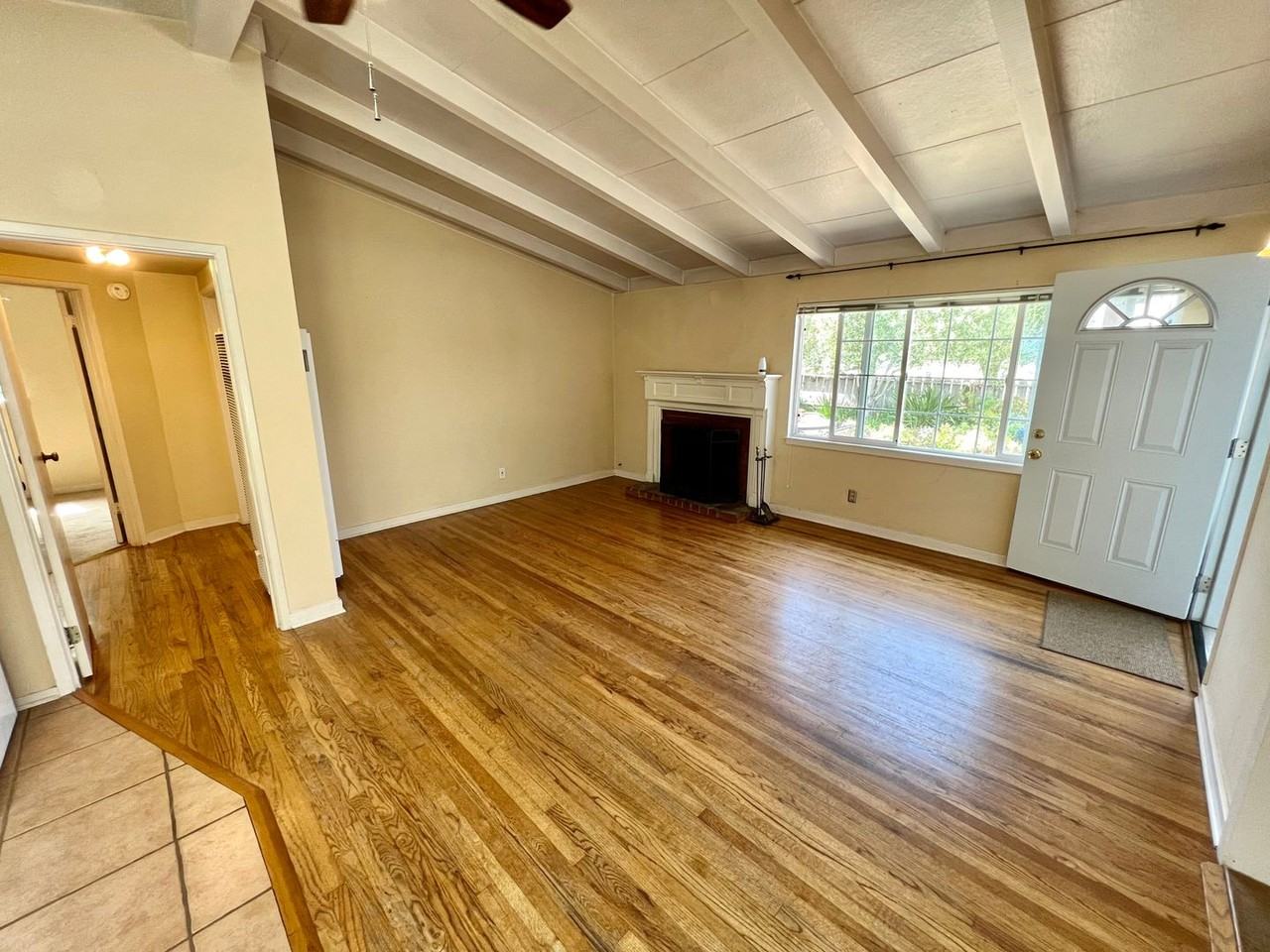 340 Archer St - Photo 7 of 25