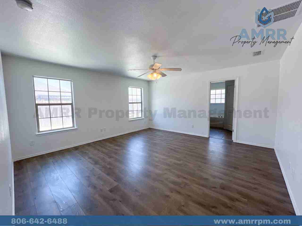 3215 Ranchland Dr - Photo 3 of 13