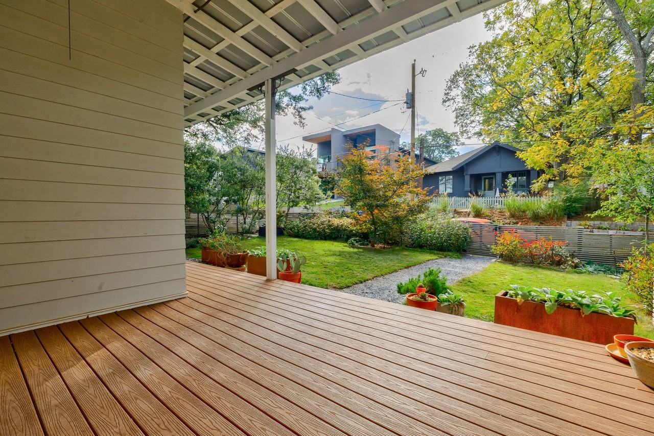 1092 Kirkwood Avenue Southeast - Photo 3 of 50