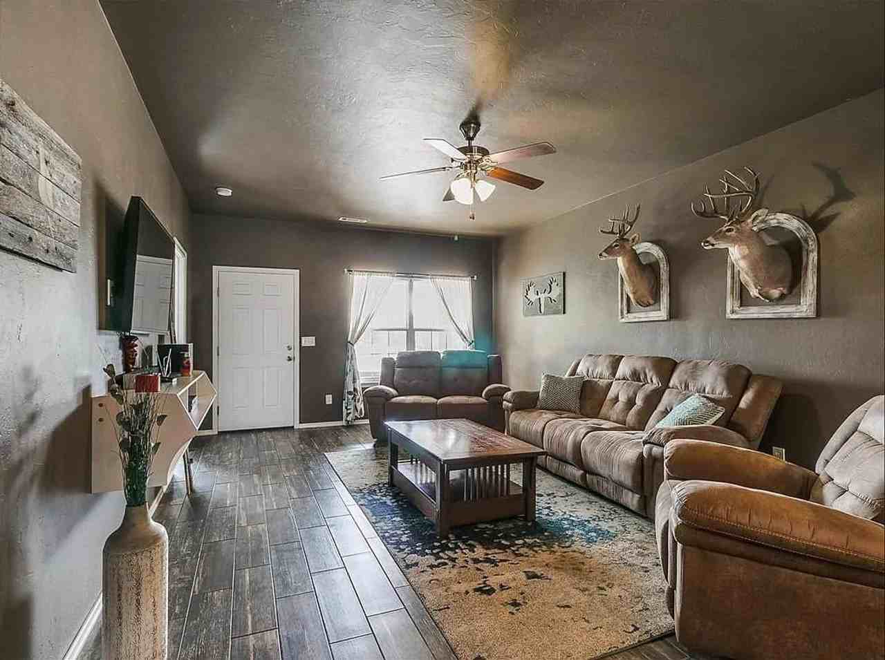 532 West Shadow Ridge Way - Photo 3 of 24