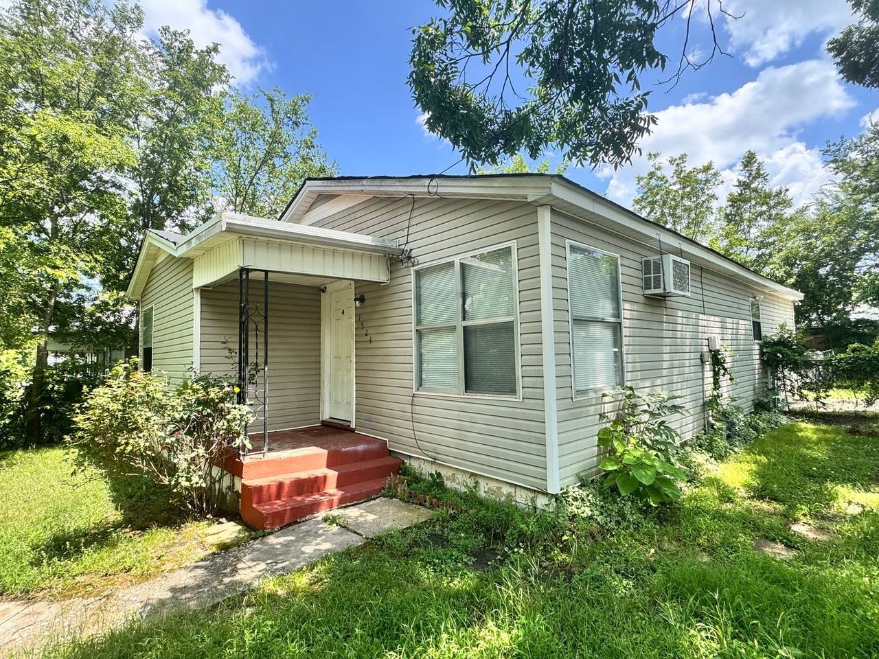 1524 Q St Sw - Photo 2 of 9