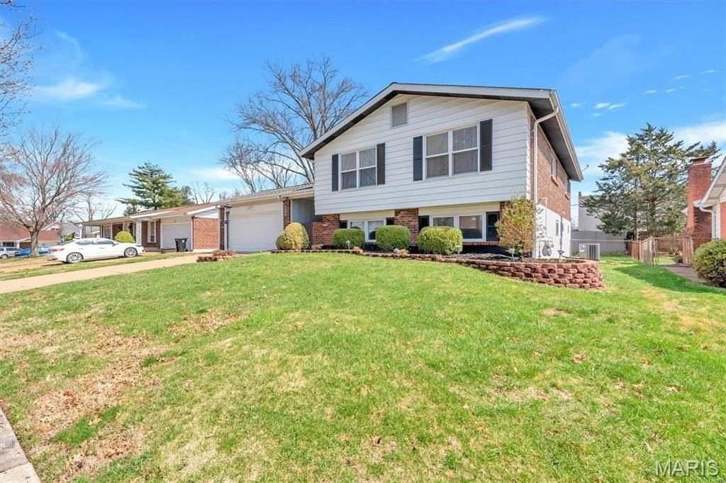 5372 Chatfield Drive - Photo 2 of 19