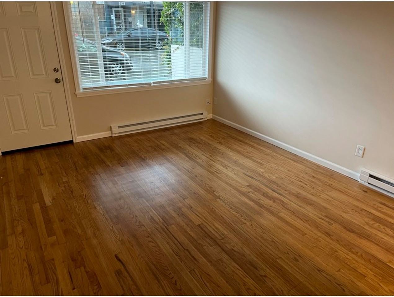 5104 17th Ave Nw - Photo 3 of 12