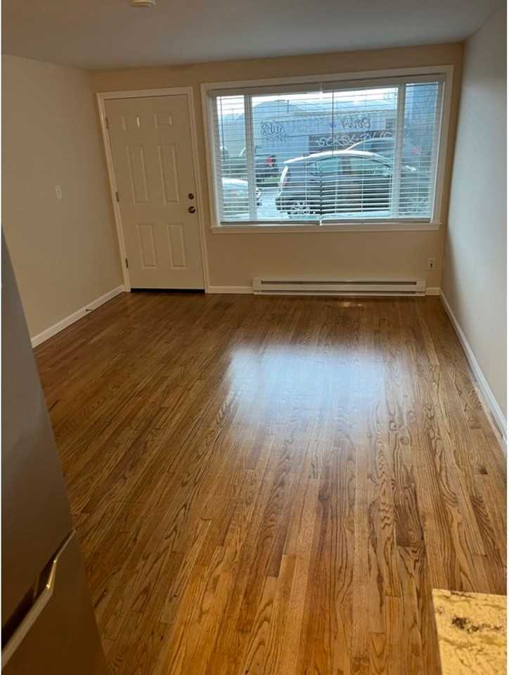 5104 17th Ave Nw - Photo 4 of 12