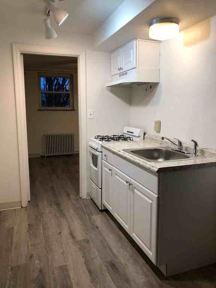 4229 Webster Ave - Photo 2 of 33