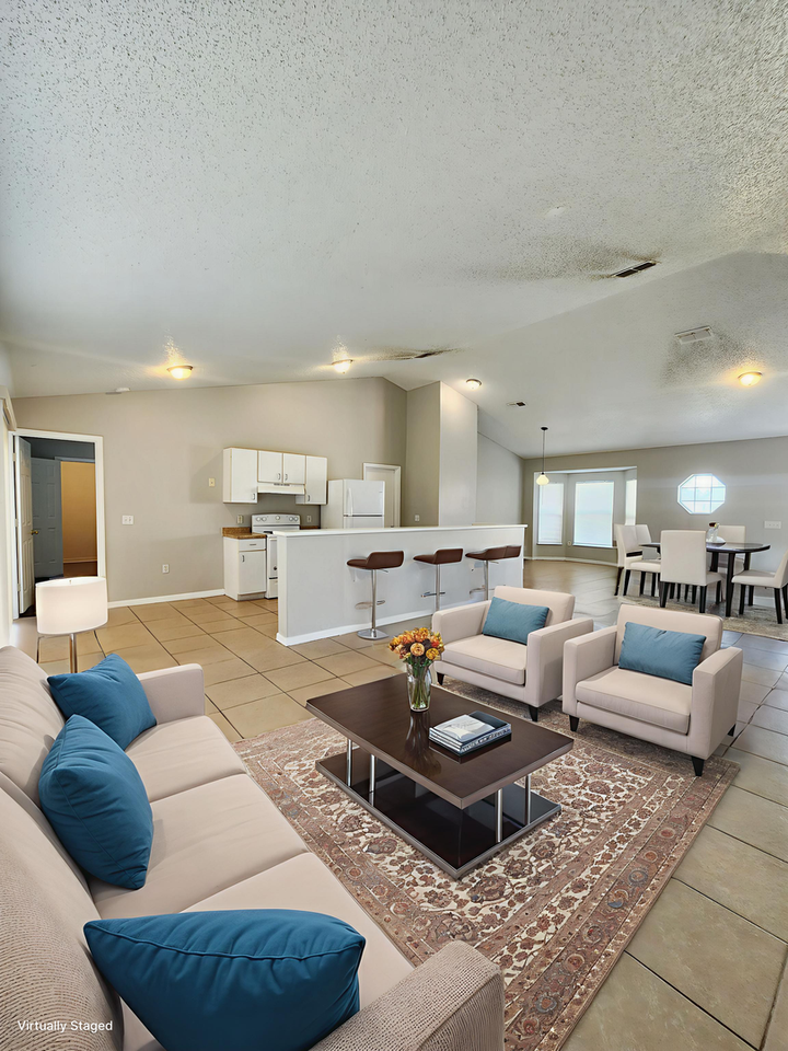 256 Churchill Ct - Photo 2 of 16