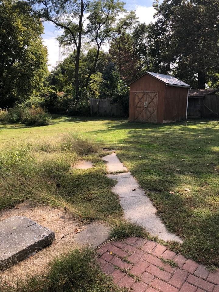 5913 Franklin Dr - Photo 2 of 12