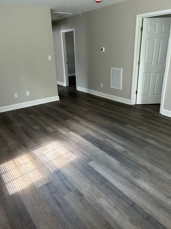 511 Mentor St - Photo 3 of 14