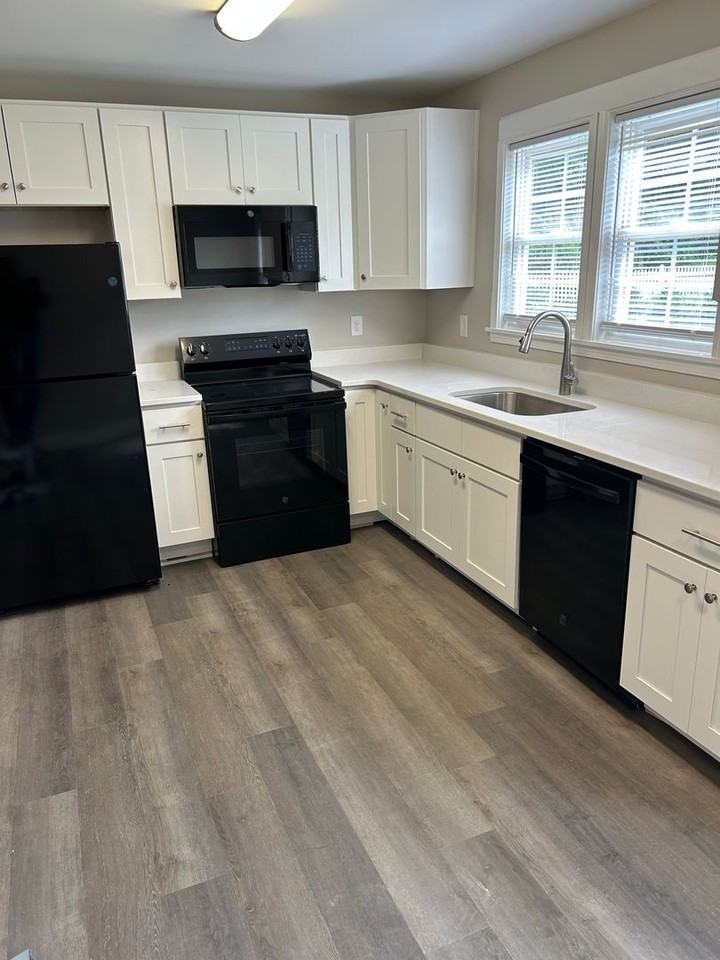 511 Mentor St - Photo 6 of 14