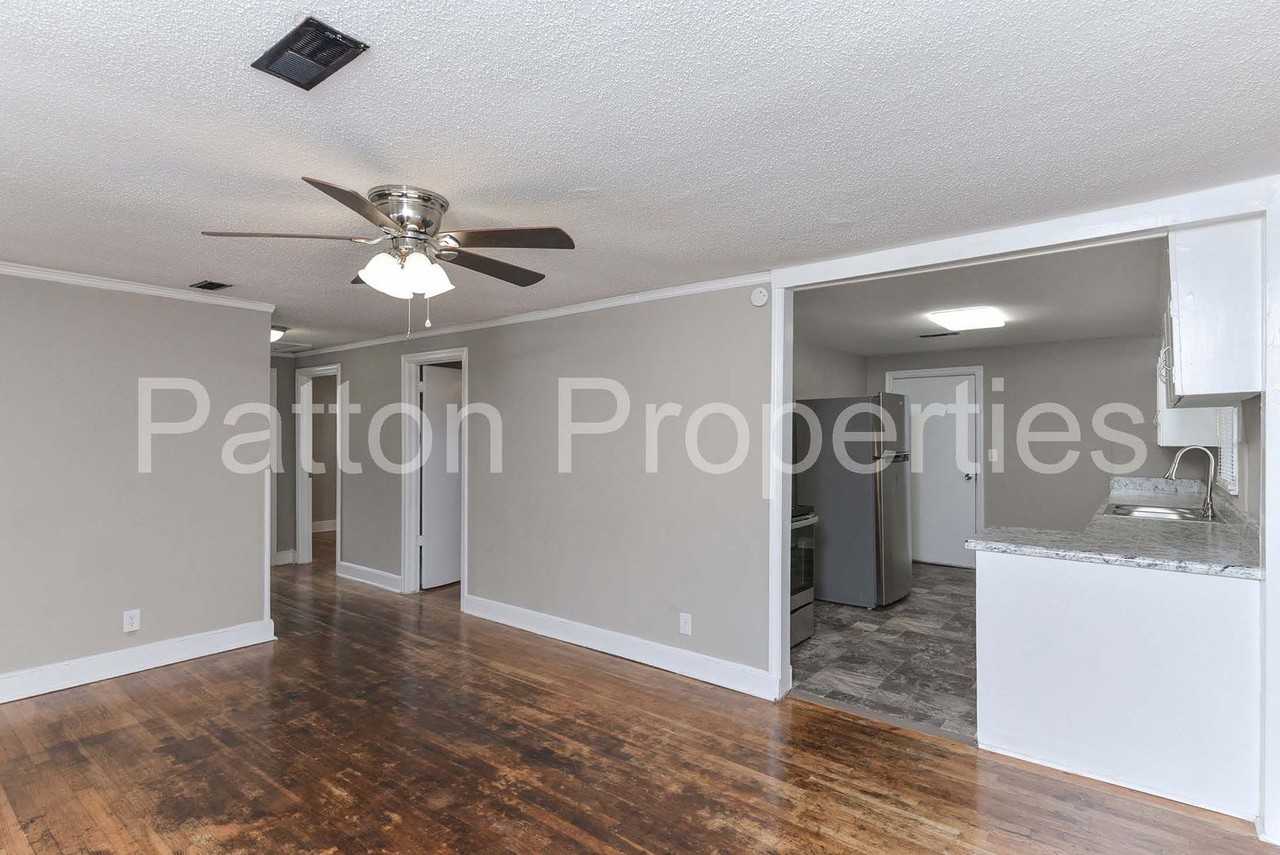 781 Tremont Ave - Photo 3 of 14