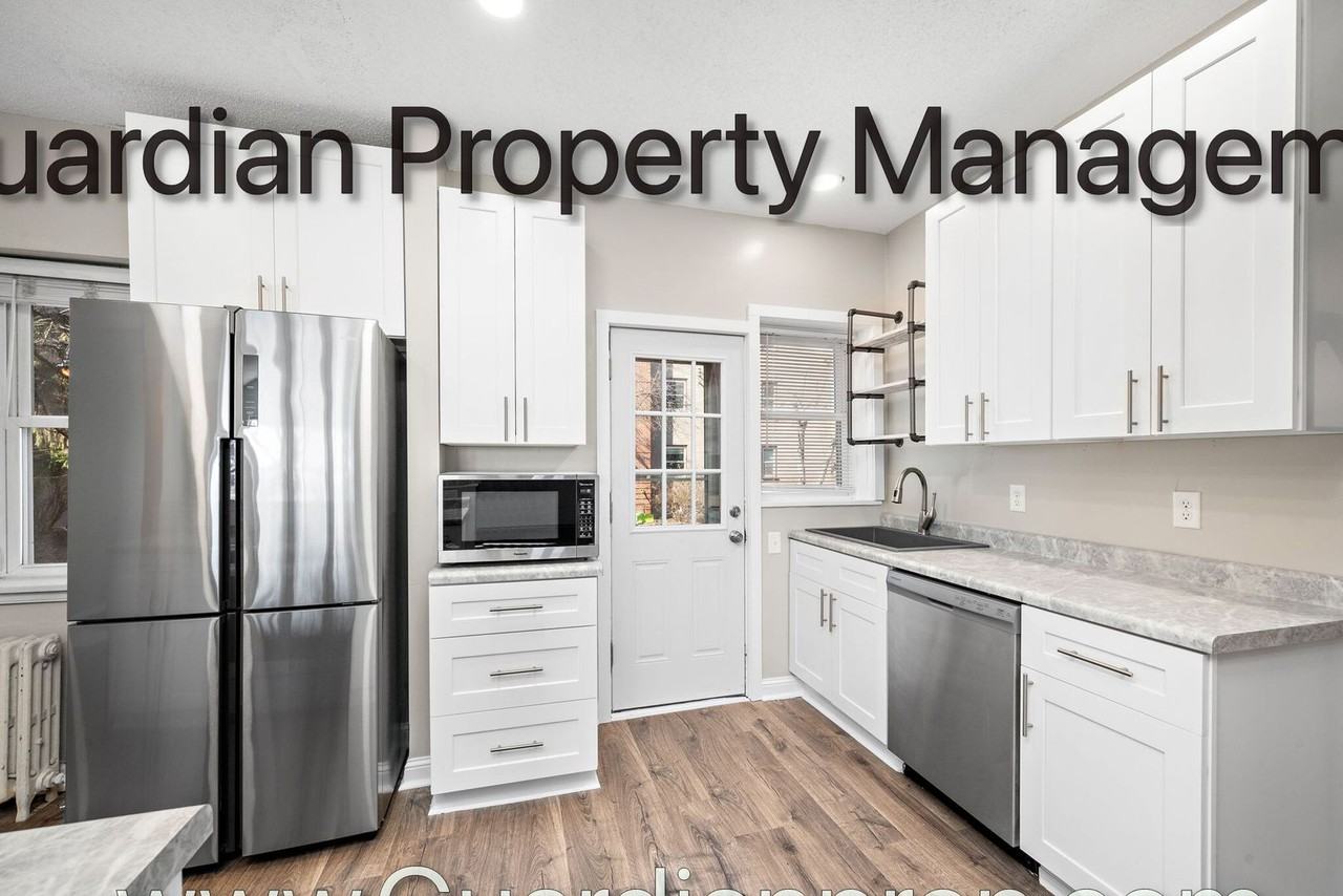 3118 W Bde Maka Ska Blvd - Photo 7 of 25