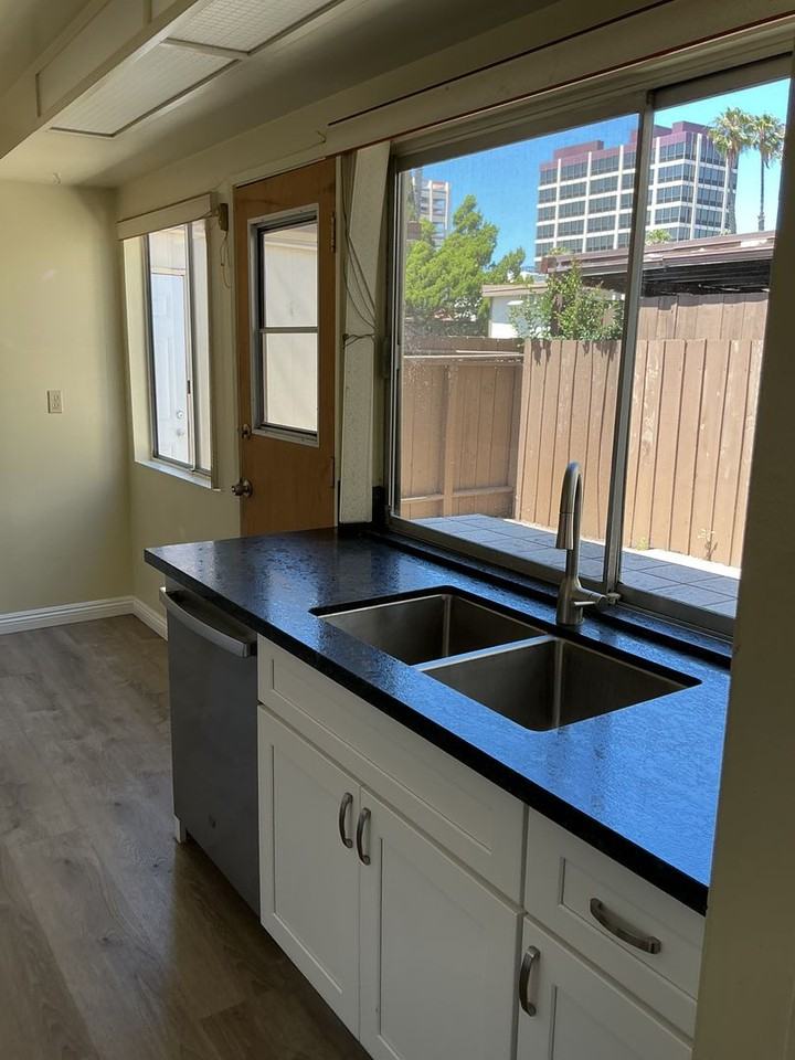 4180 Balboa Way - Photo 3 of 32