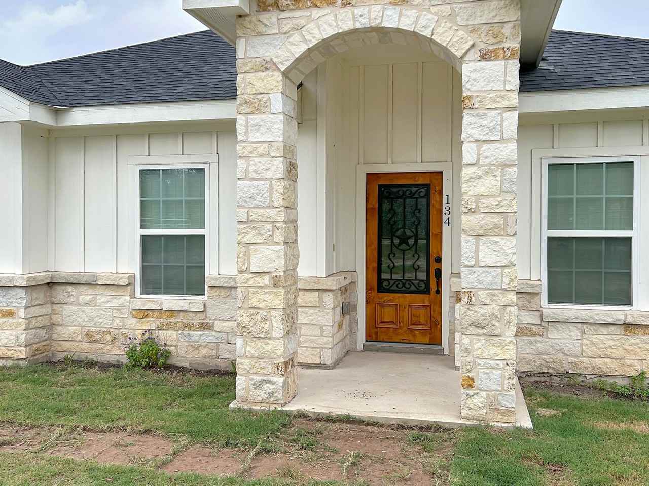 134 County Road 6813 - Photo 3 of 26