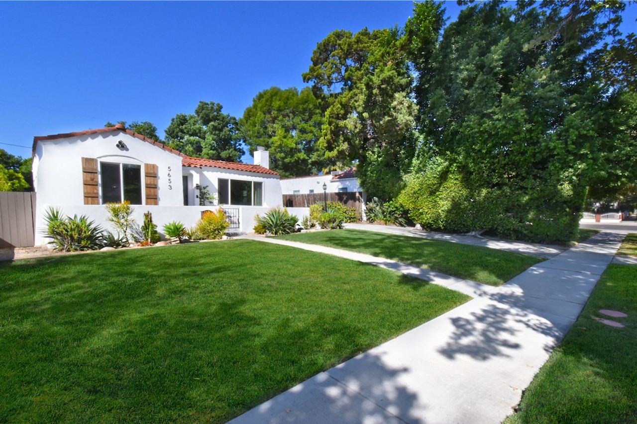 5653 Beck Ave - Photo 2 of 50